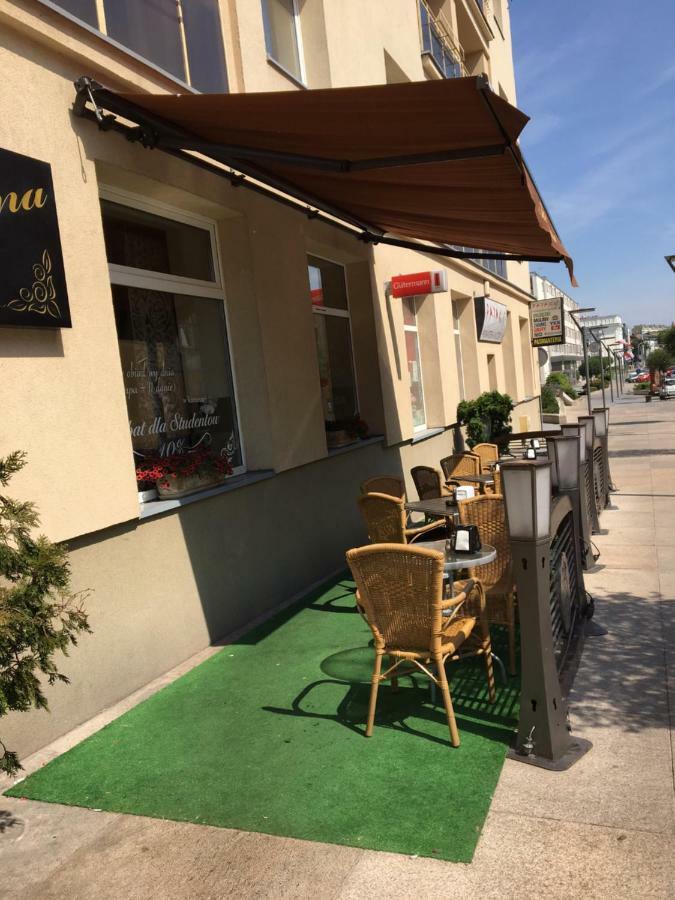 Family & Business Elegant Apartments Rynek Centrum Downtown - 2 Bedroom, Balcony, Parking Kielce Exterior photo